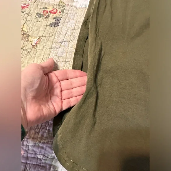 Khaki green midi skirt — with pockets! Perfect for camp, weekend, casual work. - Picture 3 of 6